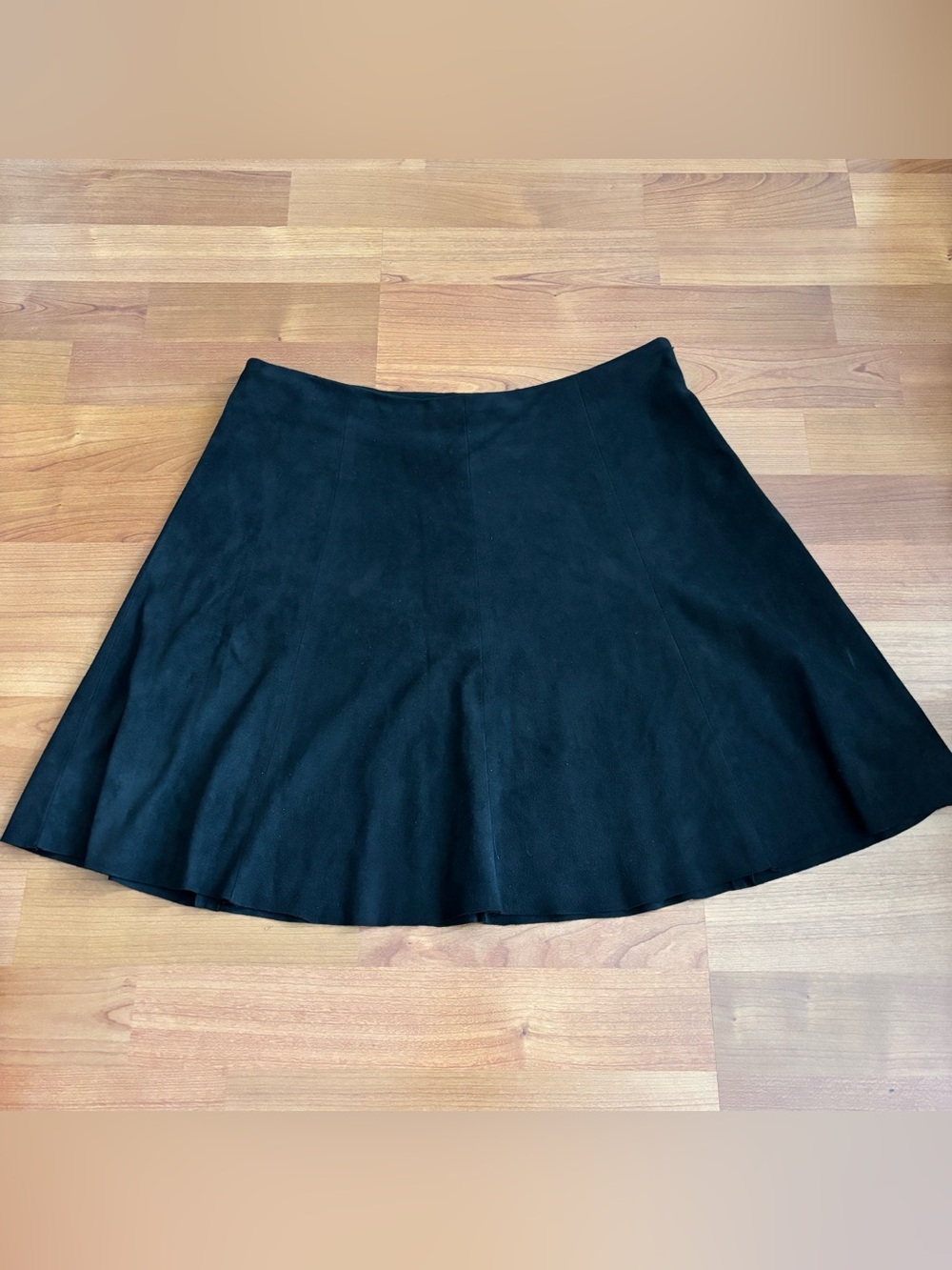 Womens Black suede-like BB Dakota mini skirt in a size 8